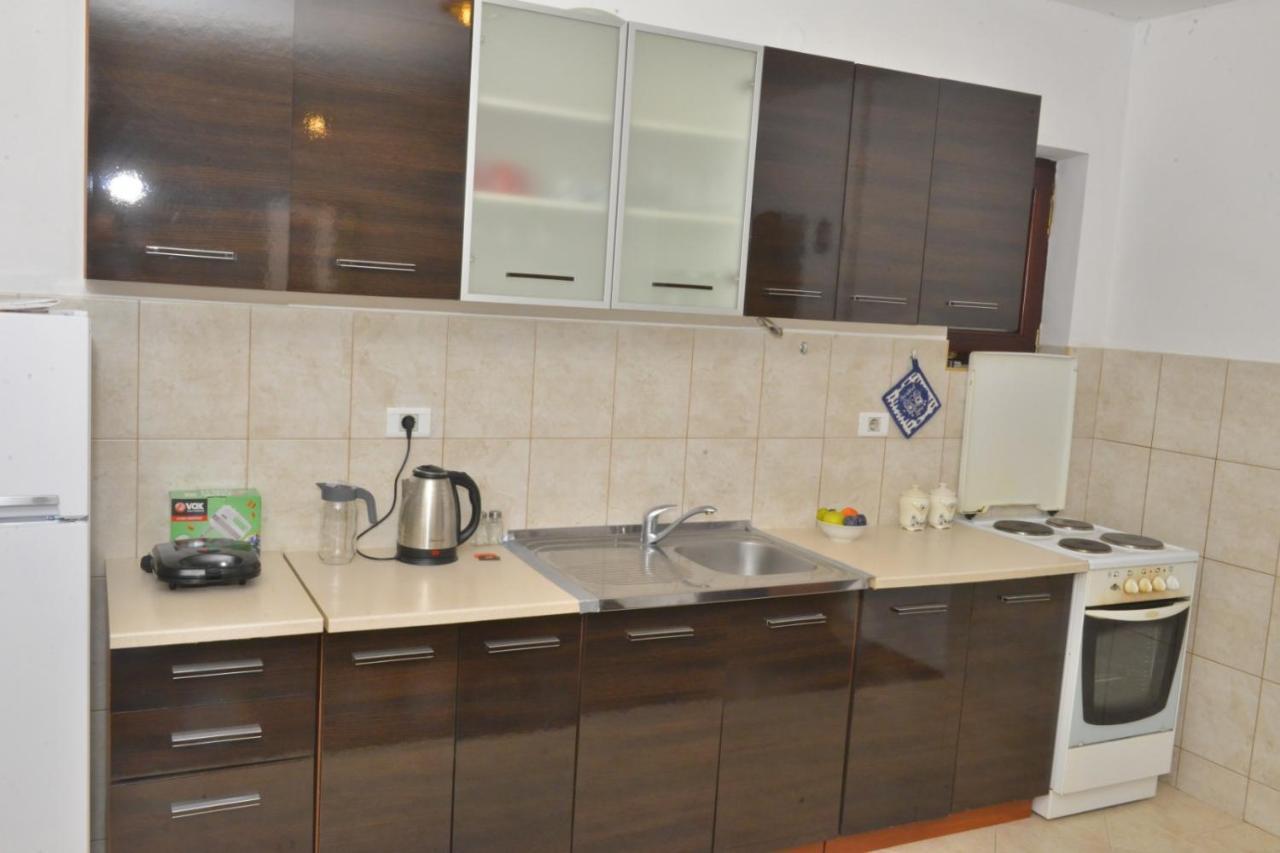 D Apartment コトル エクステリア 写真